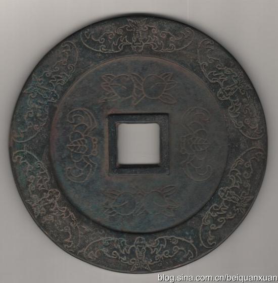 �����ݣ�142��6.5��24��640�ˡ�