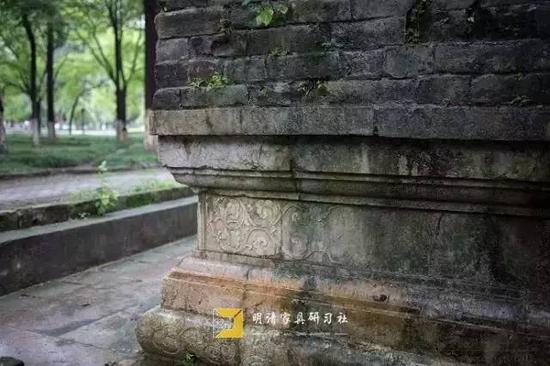 �Ͼ��糯�Ź�԰ �����ʯ����������