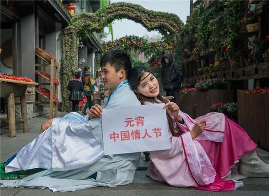 ȥ�꺼���γ�������Ů��Ԫ��������ͼƬ