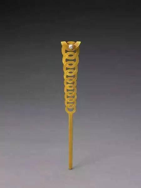 ��Ƕ����������