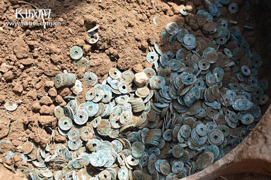 �Ϻ��غ�����Ѧ�ʹ巢�ִ�����Ǯ�ҡ������ ��ͼ