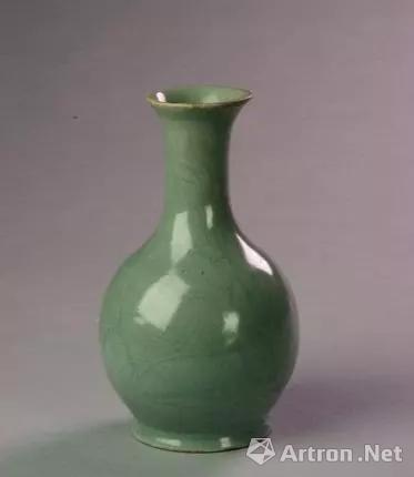 �ݲصĴ���Ʒ���ڱ���ɫ���Ƶ�����£���Ȼ�����ۿ��Էֱ��ɫ�