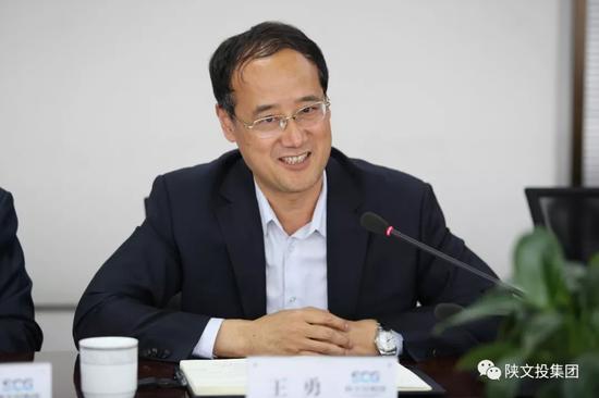 陕文投董事长_陕三建集团董事长照片(2)