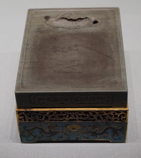 �ɻ�ʯ���Ҷ�Ƴط���ϻů�� �念��