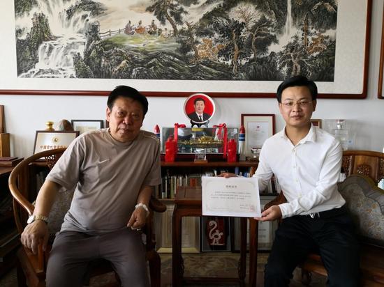 ��������䶭�»ᶭ�¡������ܲ��Ժ��������������黭����������Ⱥ��ʦ ǩԼ��Ӱ��