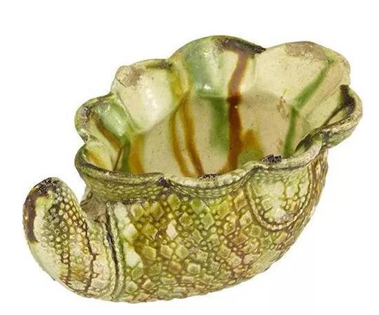 ���ʴ�ɽ�ױ�