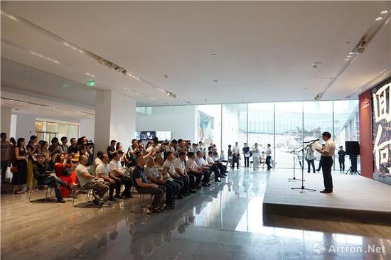 �����򣺴���ʯ��ͼ������ʷ����չ��