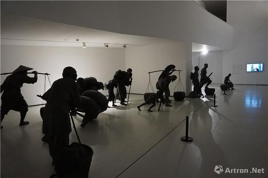 ������չ��������Ԫ������Ժ��Ⱥ��