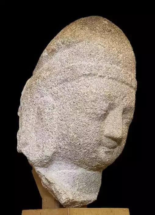 �Ƹ�ʯ�ߵ�7���ʱ�װ����ͷ��