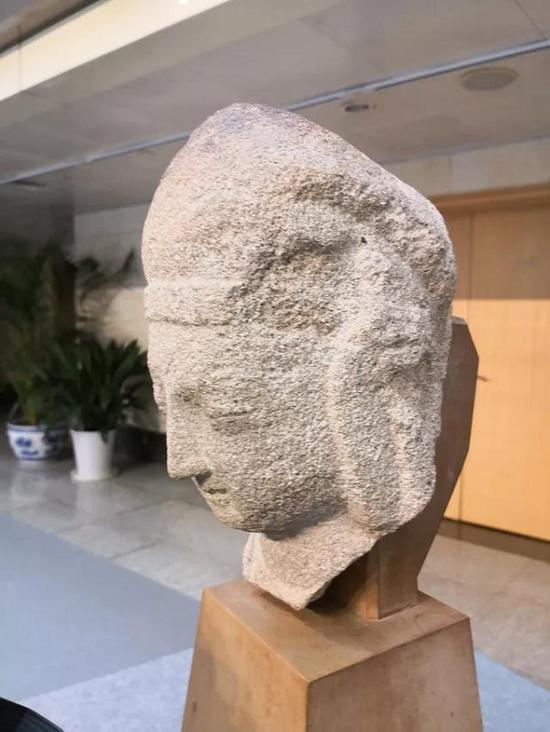 �Ƹ�ʯ�ߵ�7���ʱ�װ����ͷ��