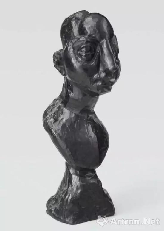 ������������˹���������ء�Vͷ�񡷣�